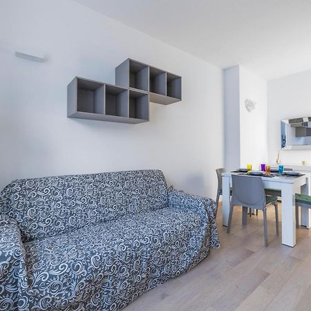 Milano Cosy Apt With Balcony! Exteriör bild