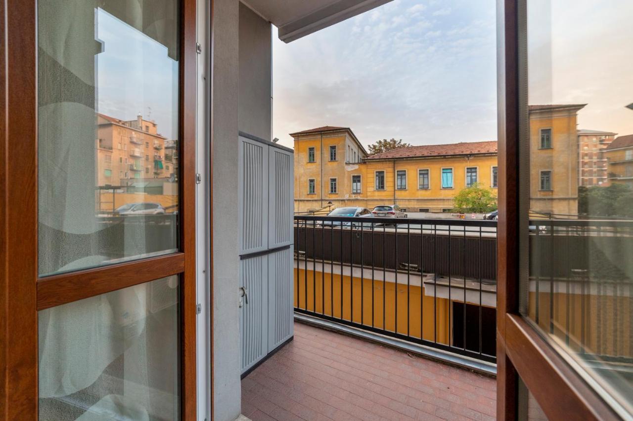 Milano Cosy Apt With Balcony! Exteriör bild